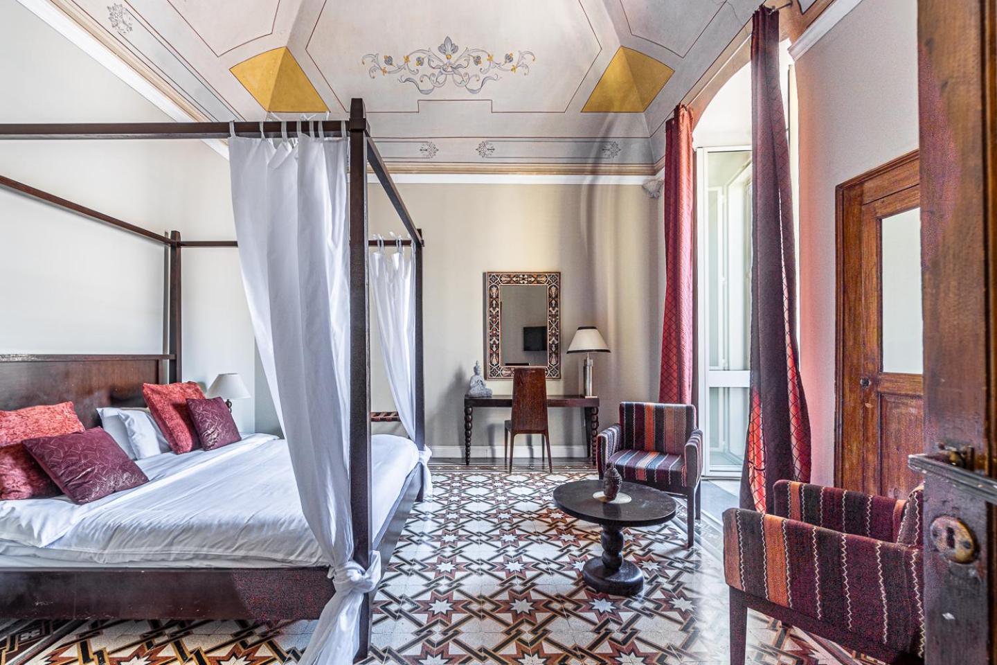 Bed and Breakfast Vittorio'S Luxury Барі Екстер'єр фото